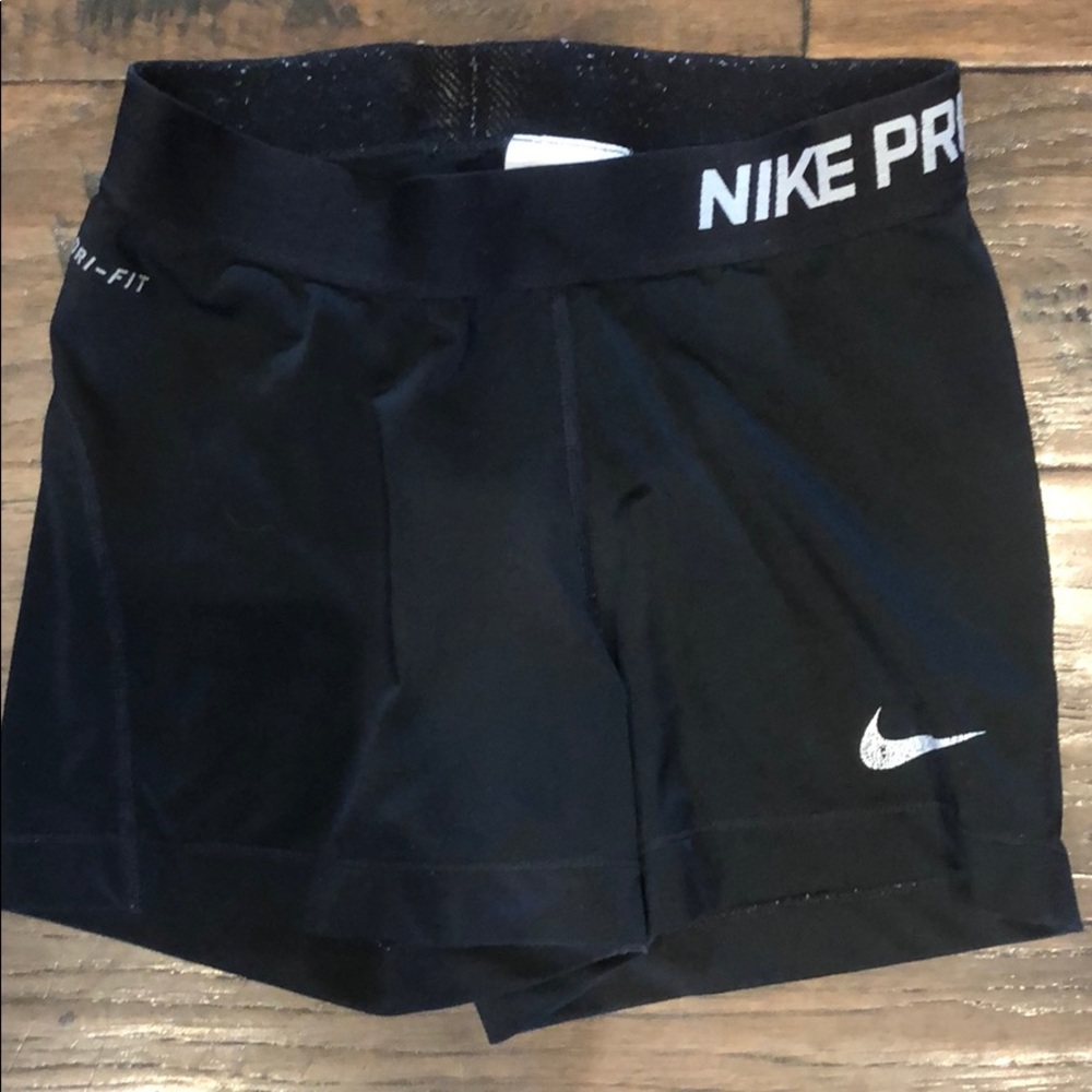Nike Pros size small